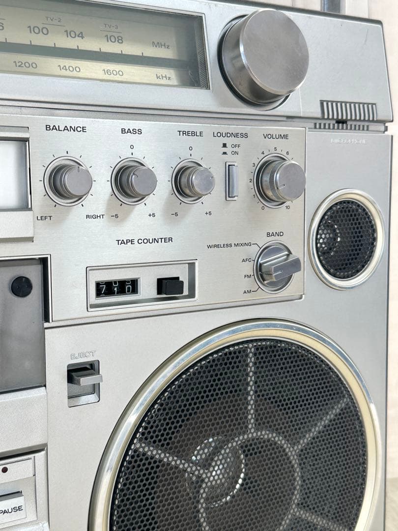 動作品| 日立　HITACHI ラジカセ TRK-8600 昭和レトロ　ラジオ