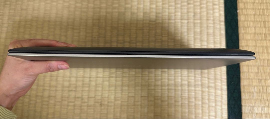 Dell Vostro 5301. Core i5-1135g7.メモリ 8gb