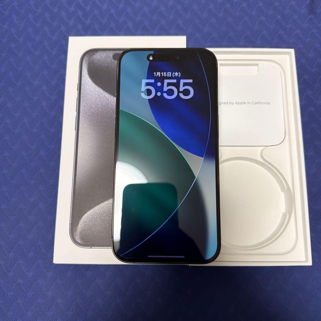 Apple iPhone 15 pro 256GBブラック 本体