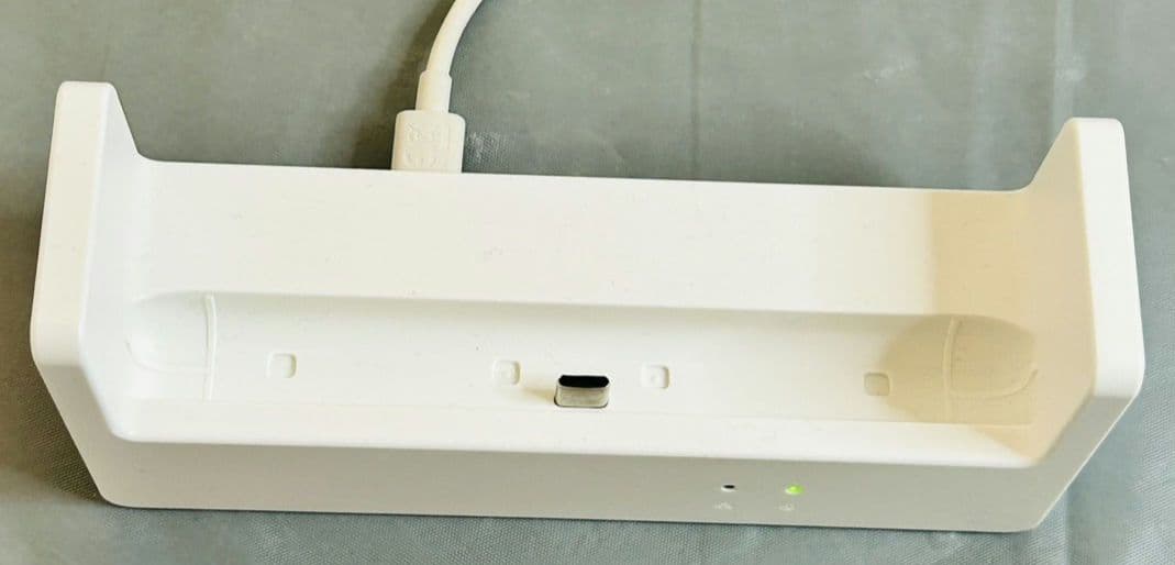 Speed Wi-Fi 5G X12 モバイルルーター クレードル付