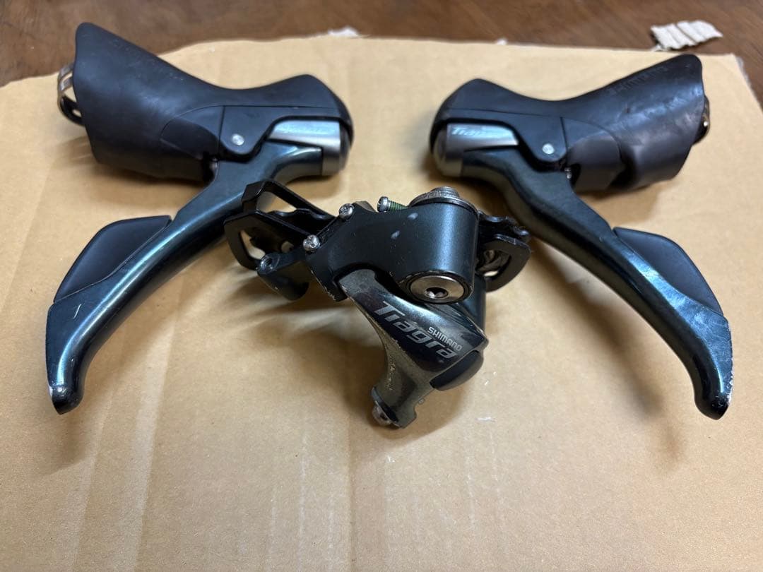 Shimano Tiagra 4700 コンポーネントセット