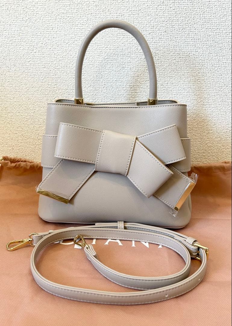 【新品未使用】DIANA ダイアナ リボン ワンハンドルバッグ グレージュ
