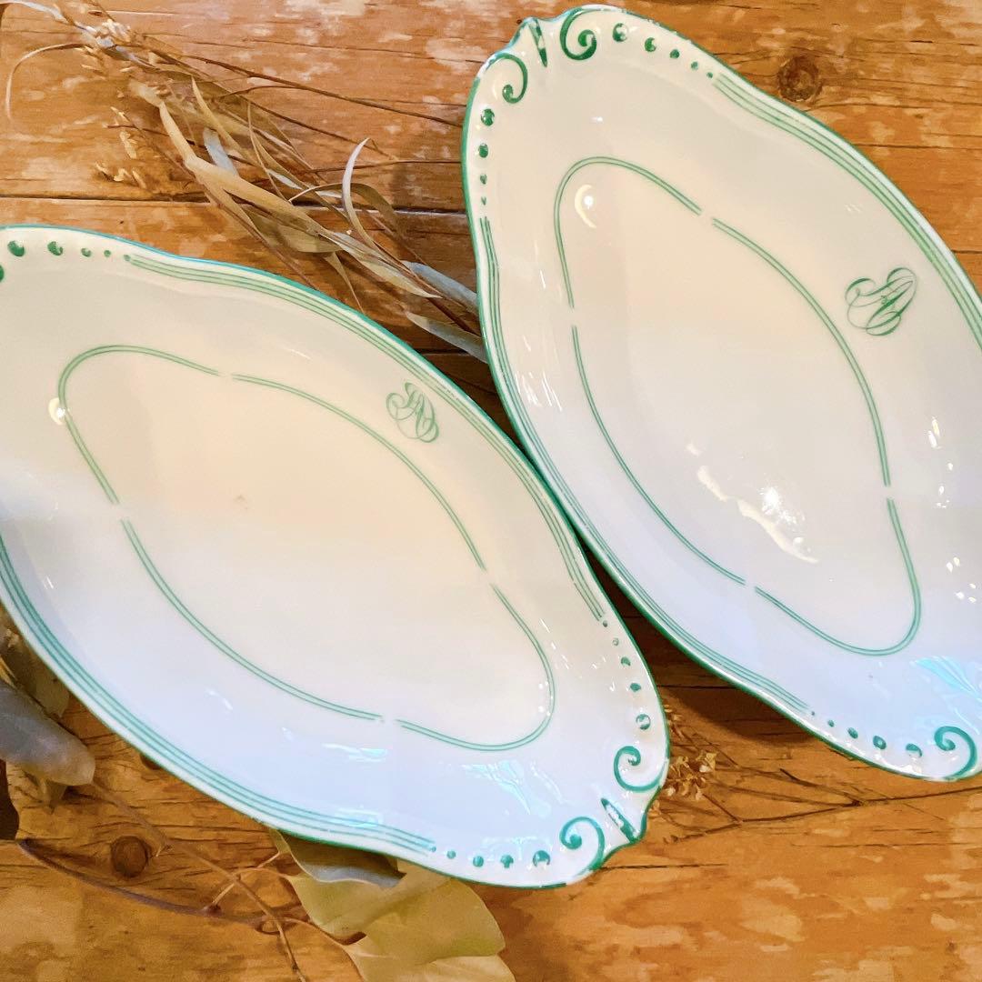 B パリ窯　グリーンラインが素敵なラヴィエ