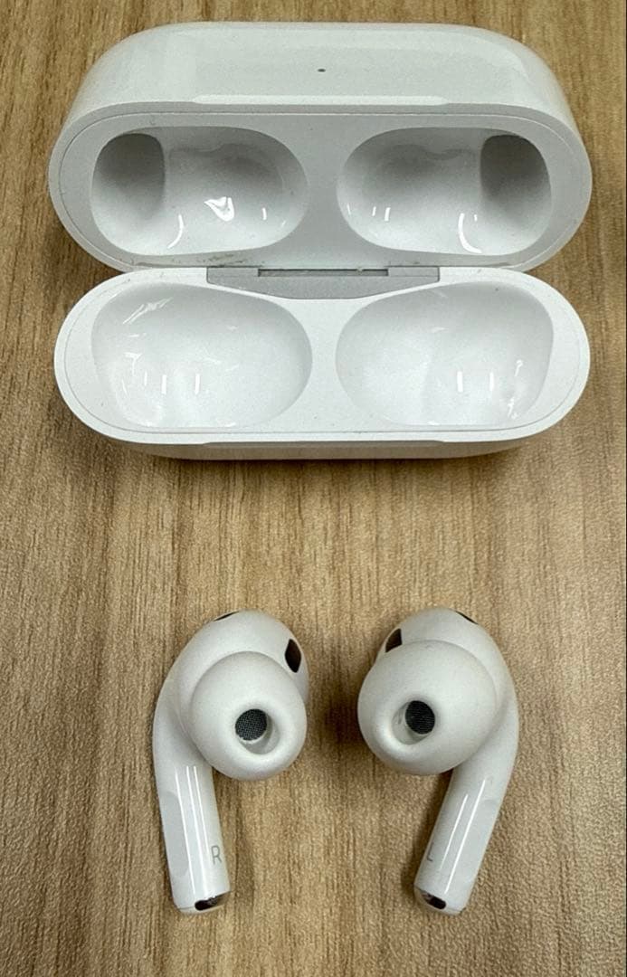 AirPods Pro 第2世代　Lightning接続
