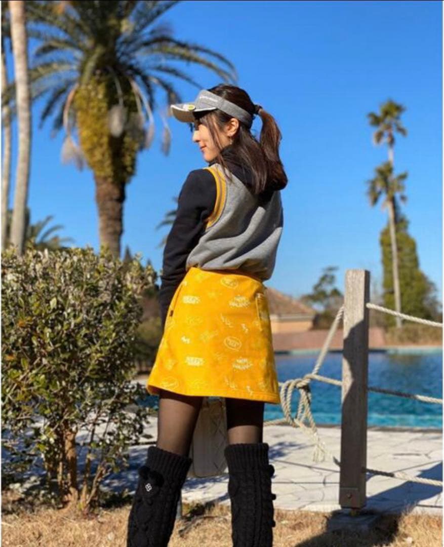 ニューバランスゴルフ　2点セット　保温ワンピース　ぽんぽん付きニット帽