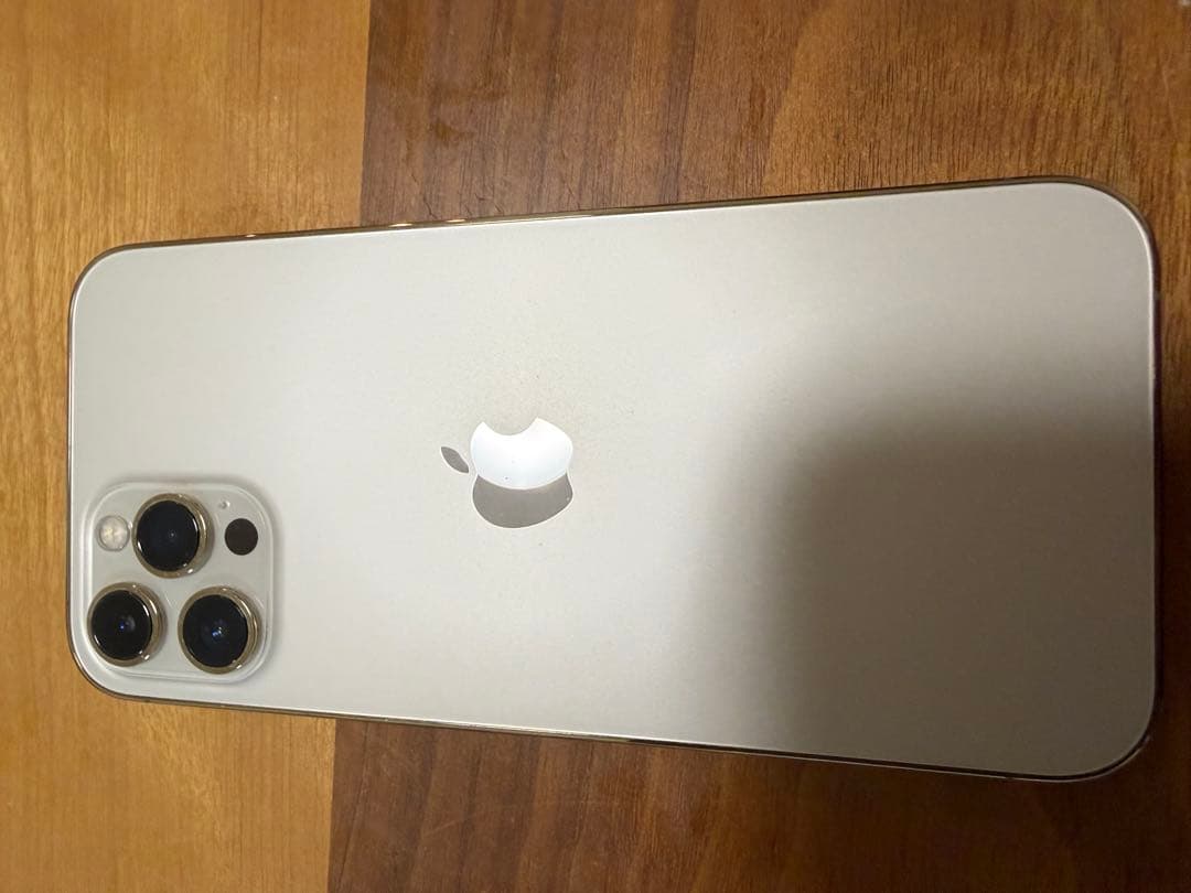 iPhone 12Pro Max 256GB ゴールド