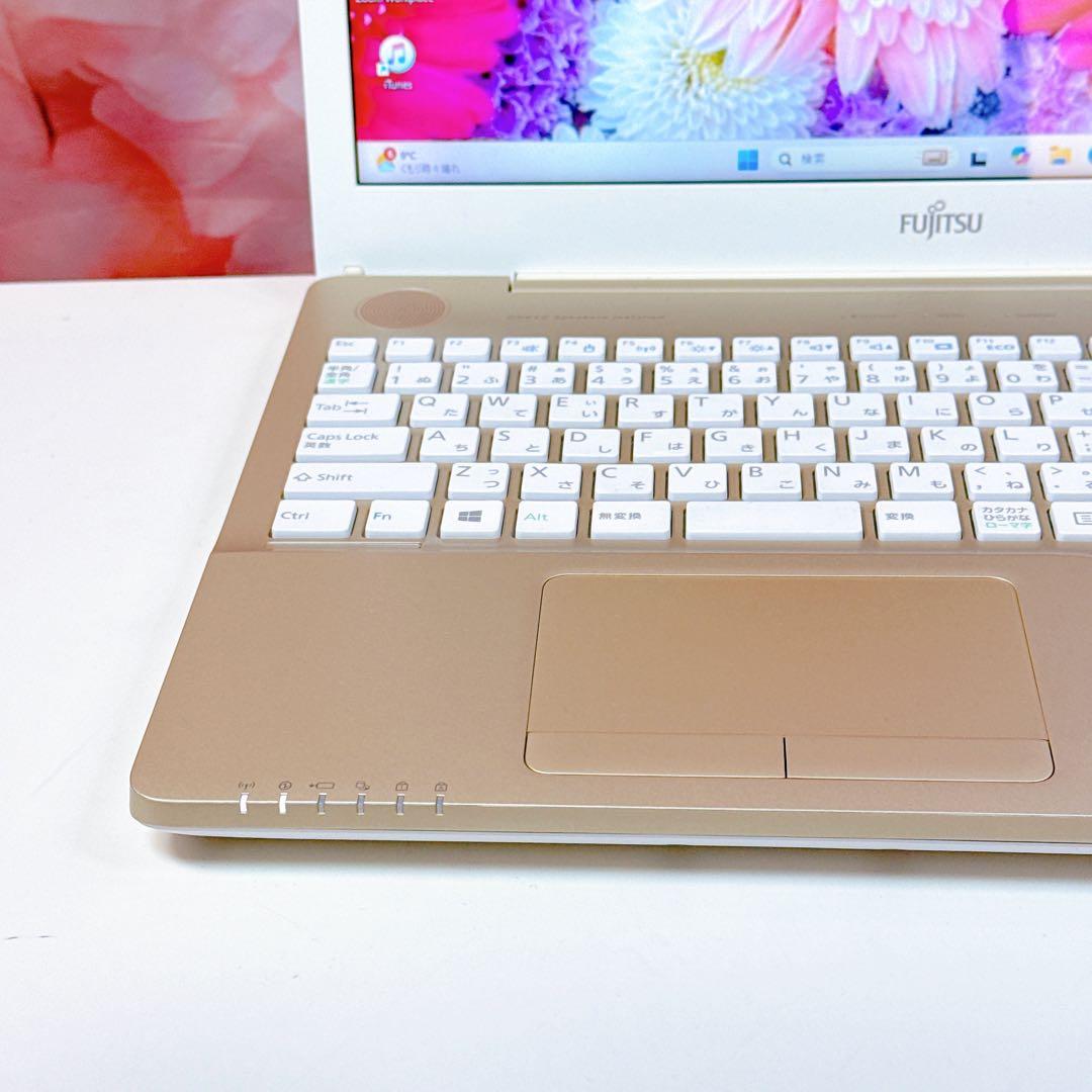 新品SSD✨Windows11✨ノートパソコン✨カメラ✨オフィス✨お洒落ゴールド