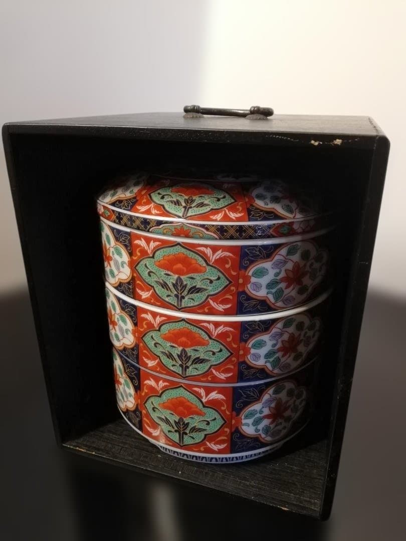 有田焼　龍峯　3段重　重箱（木箱付）