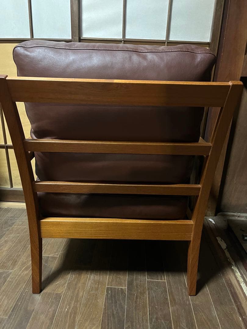 北欧　ビンテージ　チーク製　レザー　本革　シングルソファ