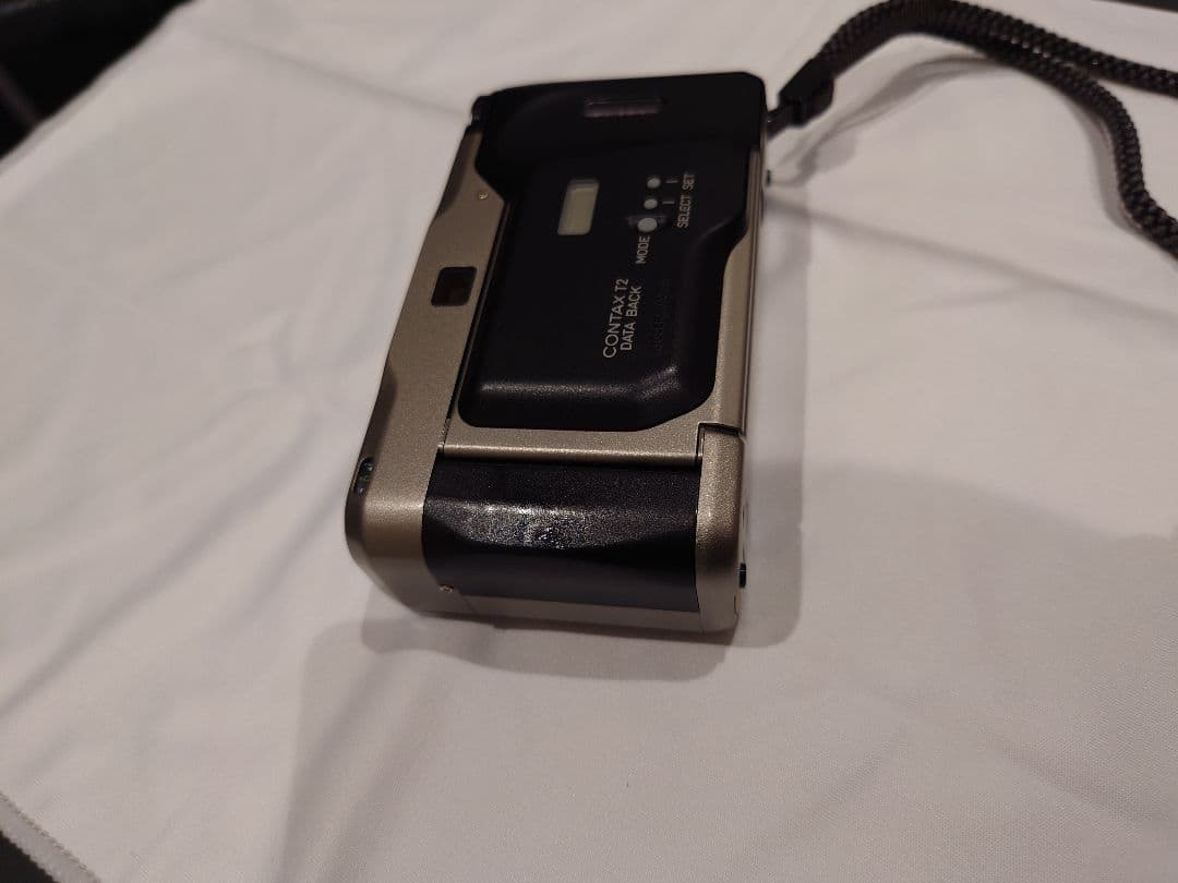 CONTAX T2 チタンシルバー　データバック付