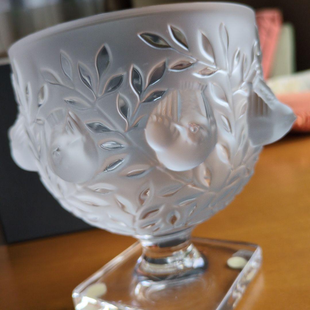 ガラス製 葉と鳥の彫刻ボウル