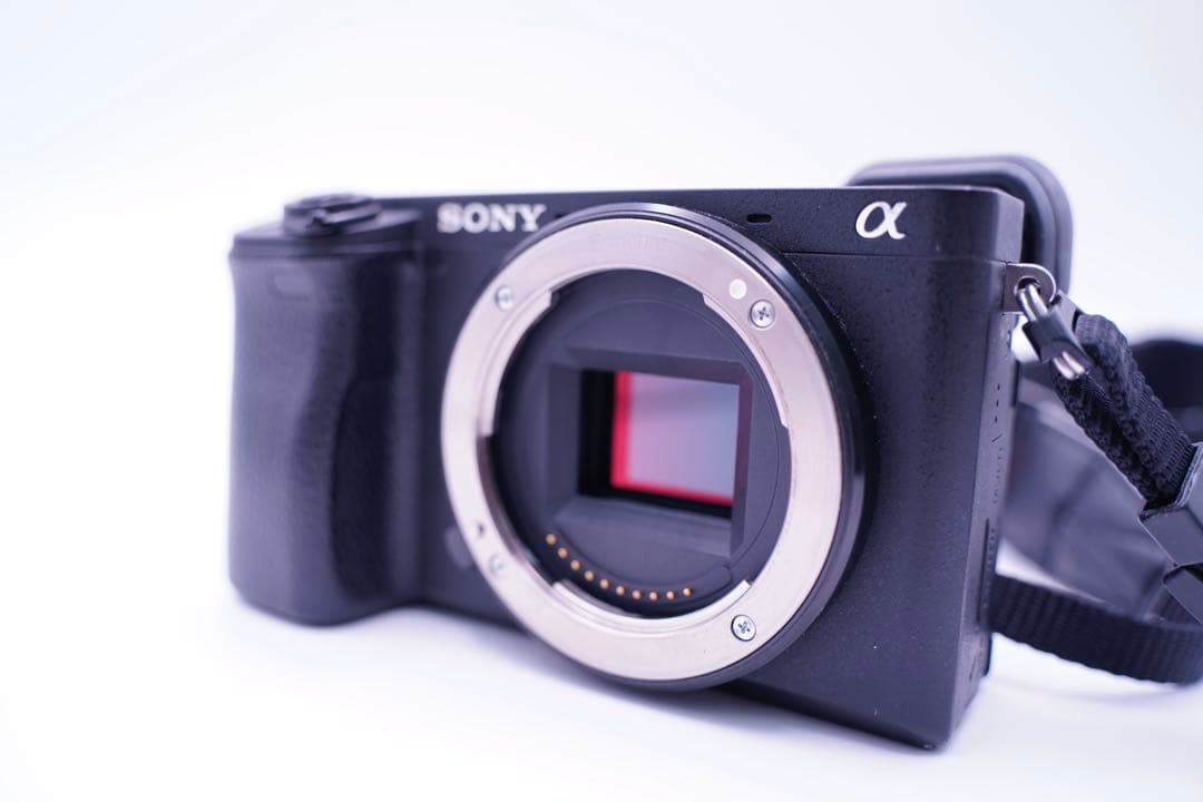 Sony α6400 ミラーレスカメラ E 18-135mm レンズ付き