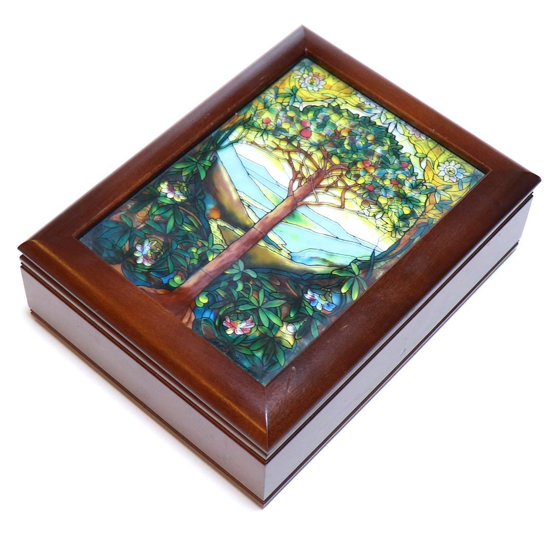 ルイス・C・ティファニーヴィンテージステンドグラス木製一体型大ジュエリーボックス