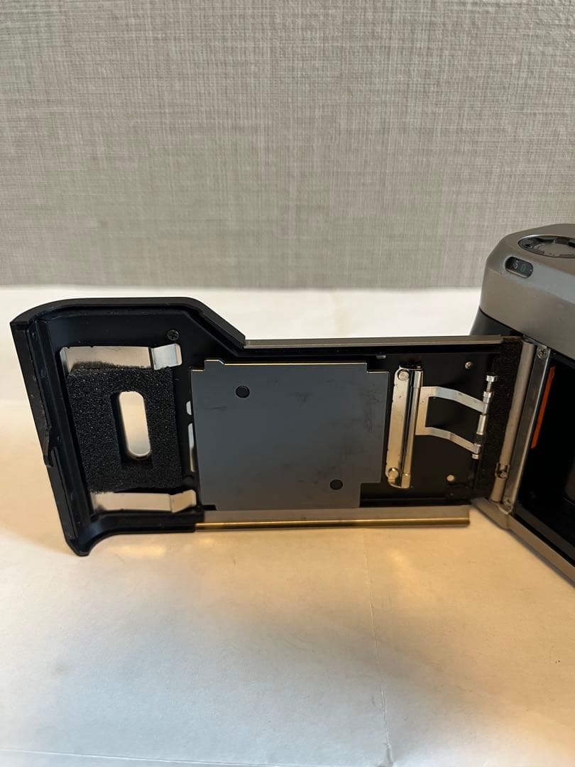 と*ー様 【動作確認済】CONTAX T2 コンタックス コンパクトフィルムカメ