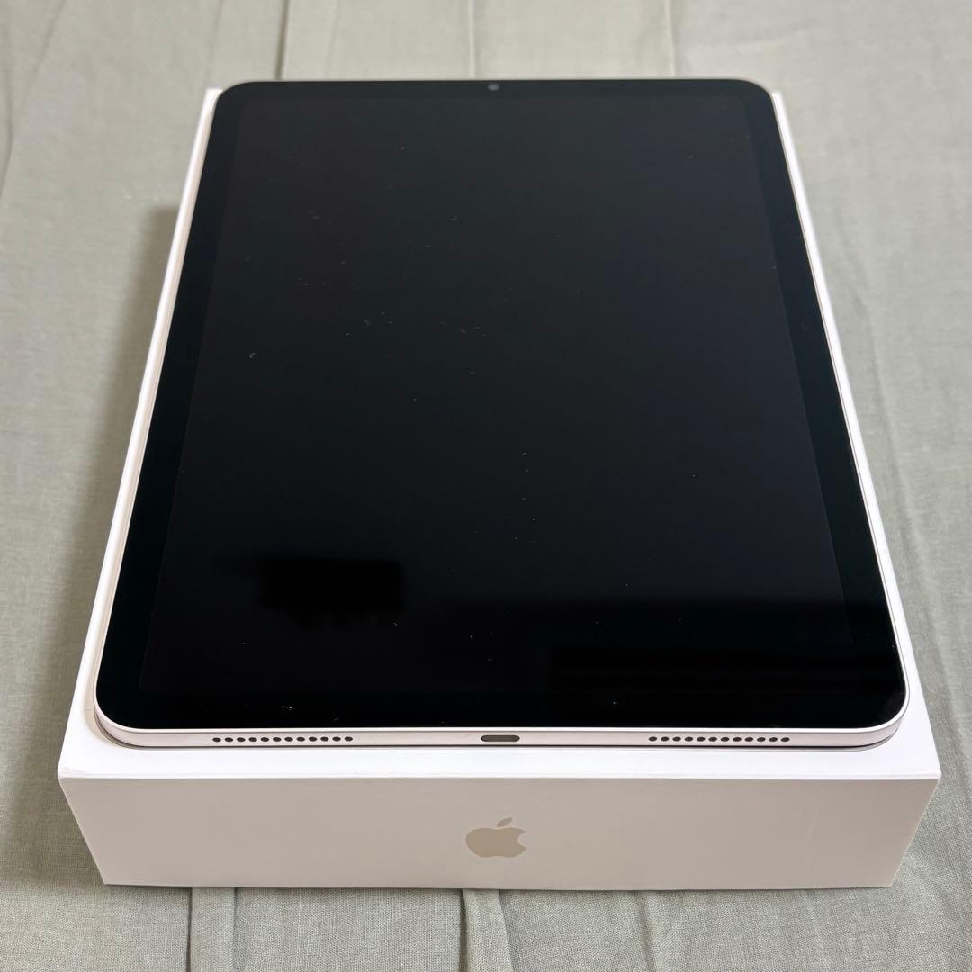 Apple iPad Air第5世代　Wi-Fi 64GB スターライト