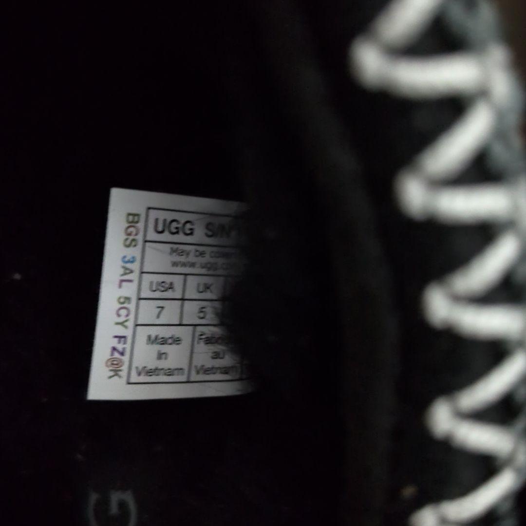 UGG アグ タスマン スリッポン ボア シープスキン ブラック 24cm