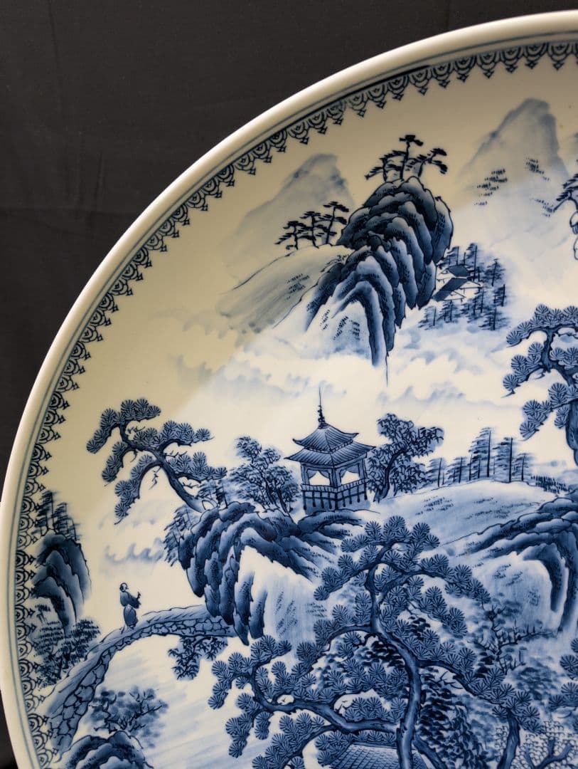 肥前　有田焼 山水　尺八大皿　 峯右衛門作　2尺皿　特大飾り皿　皿立　額立て付