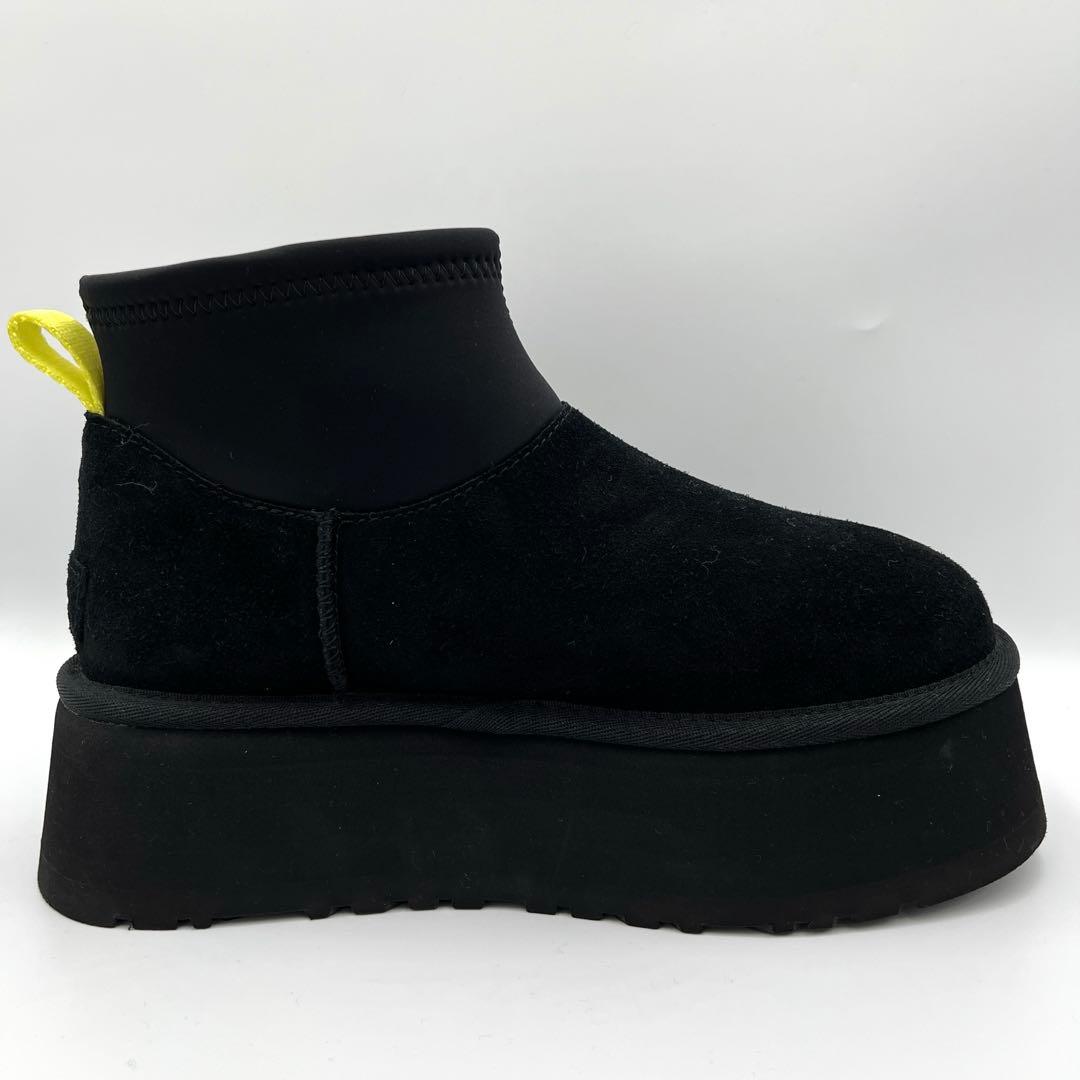 【美品】UGG W CLASSIC MINI DIPPER 厚底ブーツ黒23