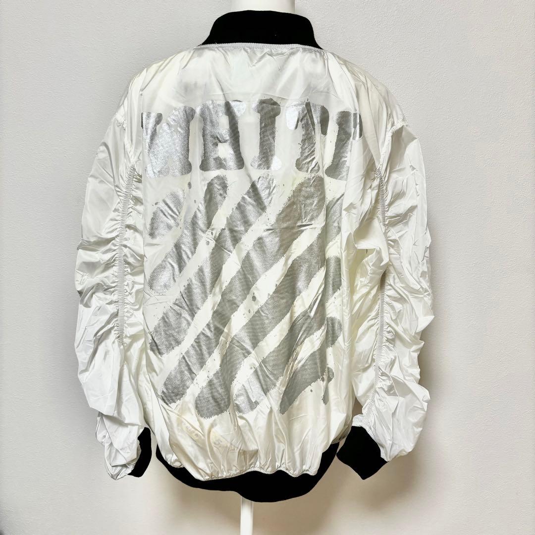 希少 オフホワイト ナイロンジャケット ハーネス付属