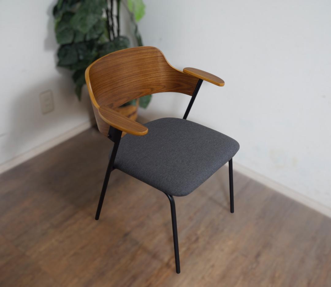 【新品】ビンテージ風 おしゃれ ひじ掛け付き チェア　アウトレット