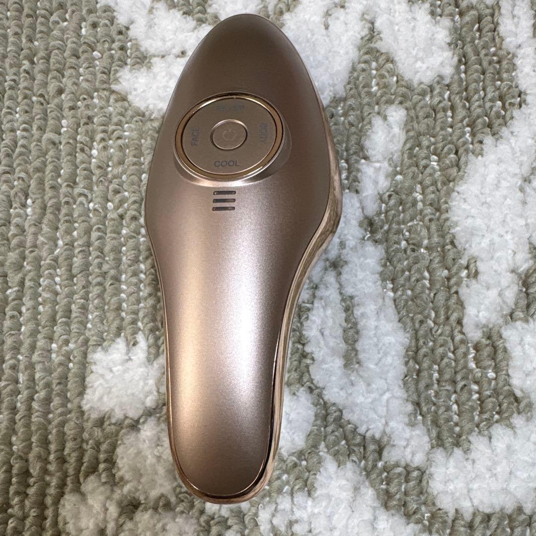 Eclat 美顔器 ゴールド