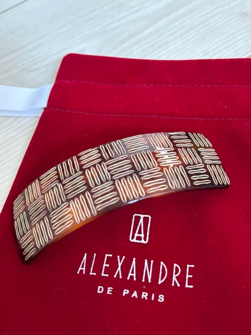 アレクサンドルドゥパリ 新品同様 幅広バレッタ 茶系市松模様