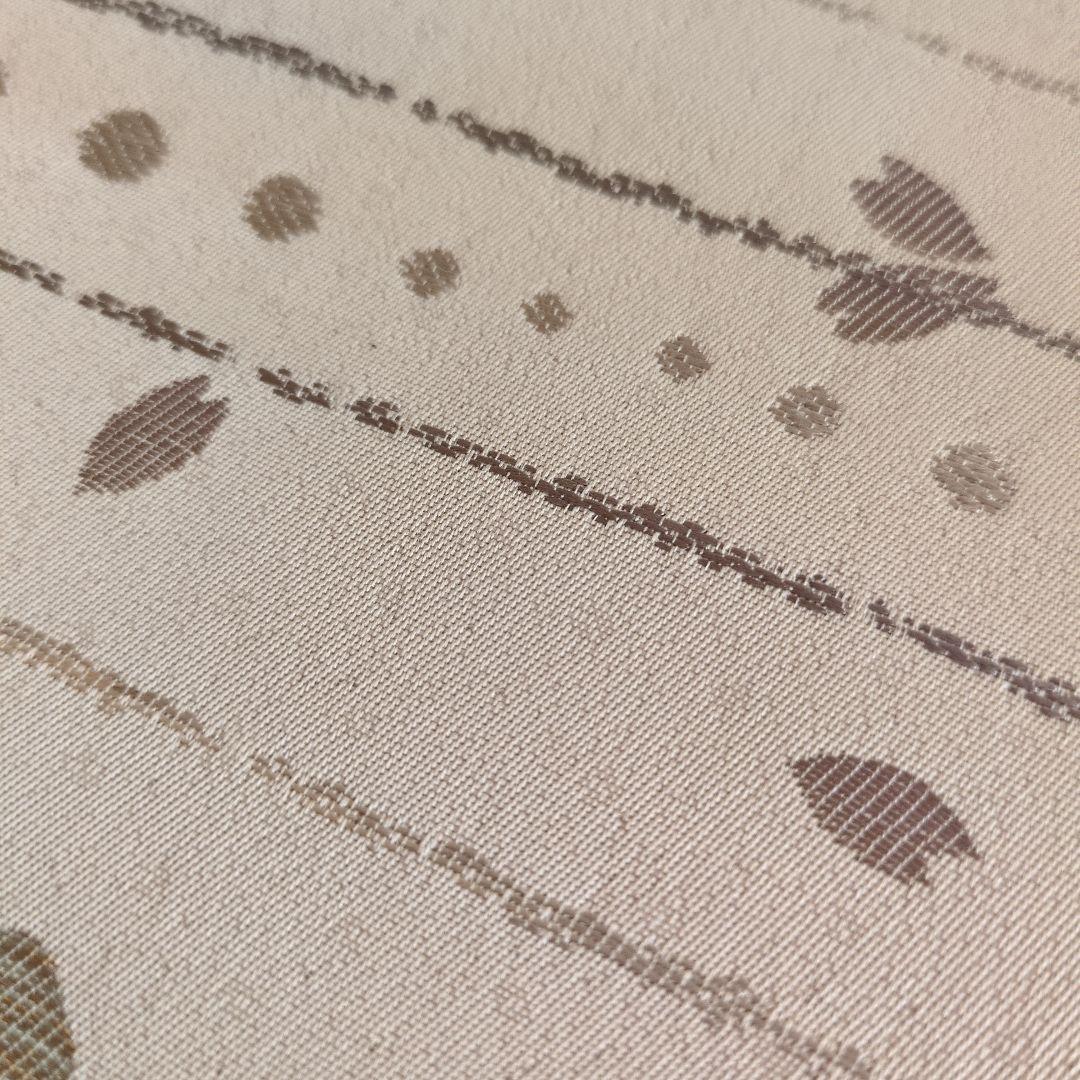 未使用　正絹袋帯　河瀬満織物　横段に花弁散らし　証紙アリ