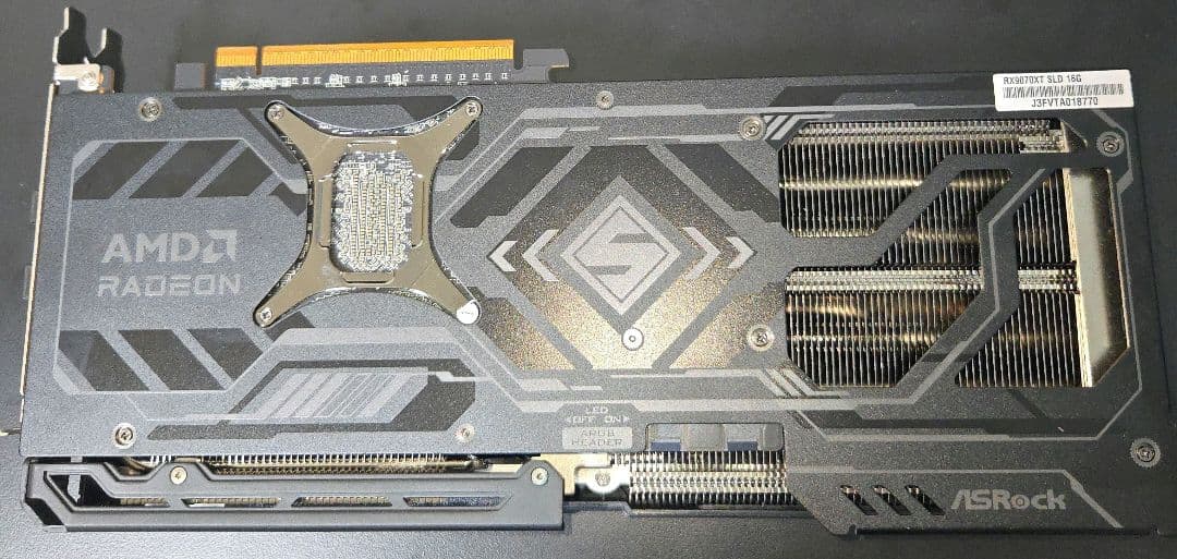 グラフィックボード・グラボ・ビデオカード ASRock Radeon RX 9070 XT 16GB