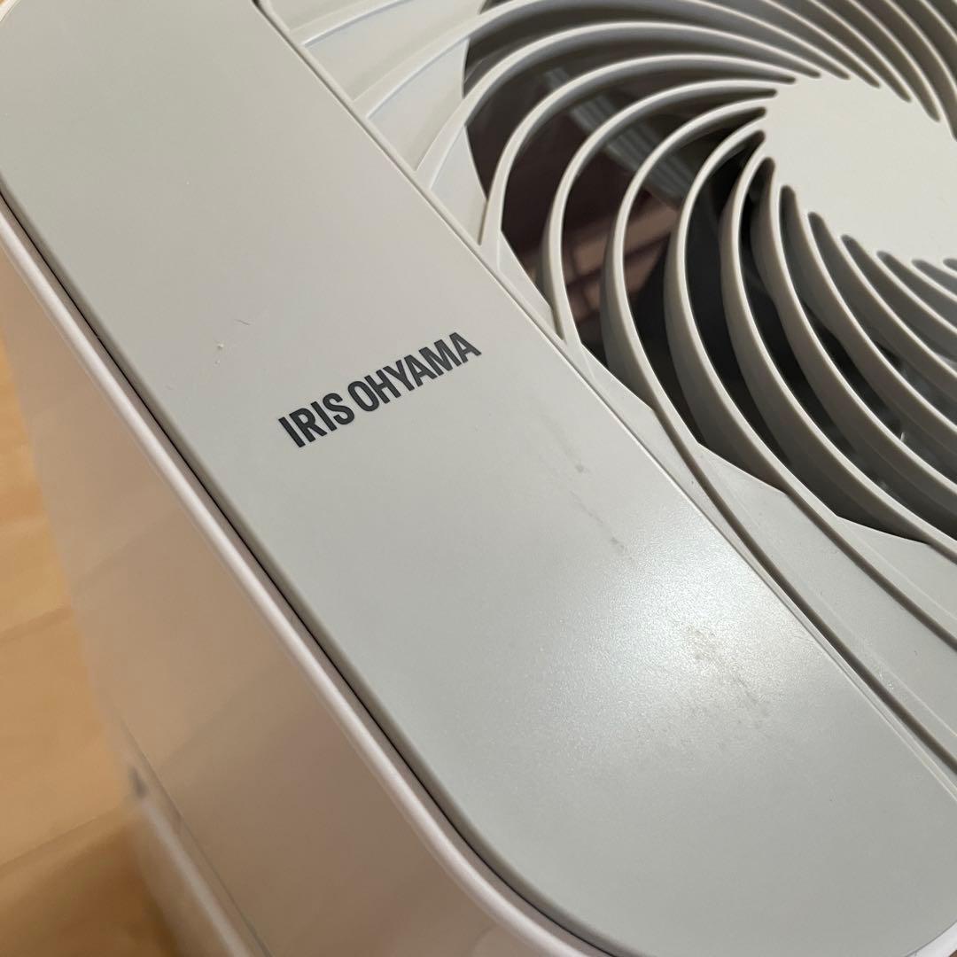 アイリスオーヤマ 衣類乾燥除湿機　除湿機　サーキュレーター　2025年　ホワイト