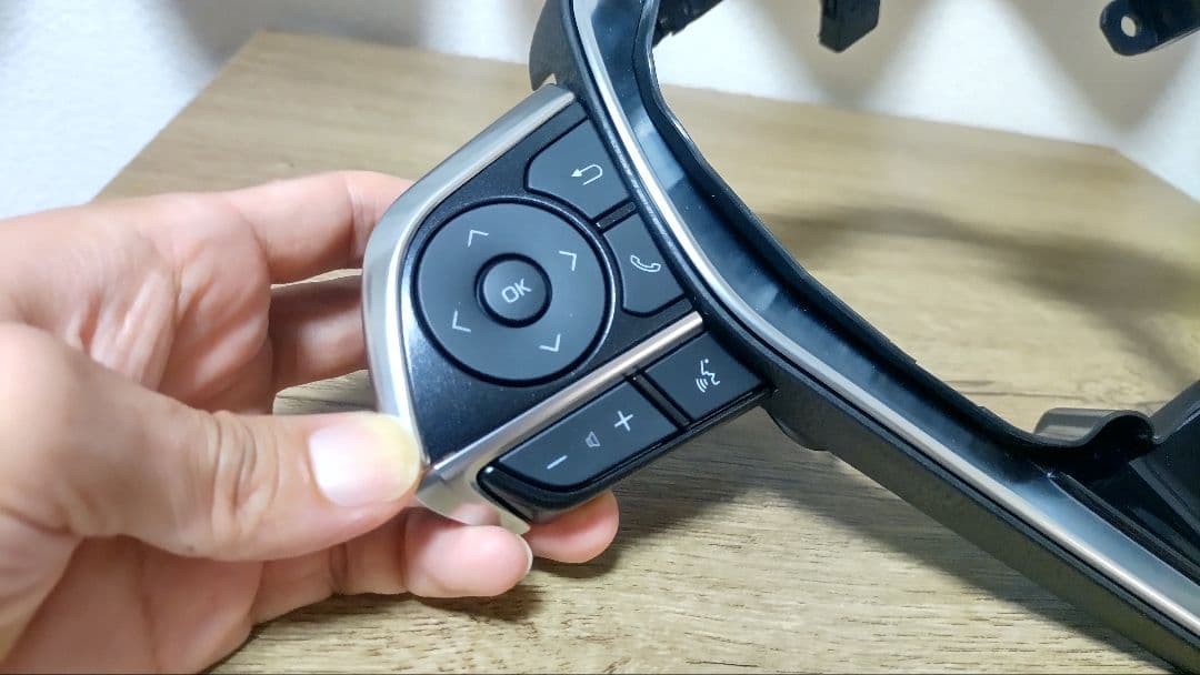 220クラウン ステアリングスイッチ カスタム