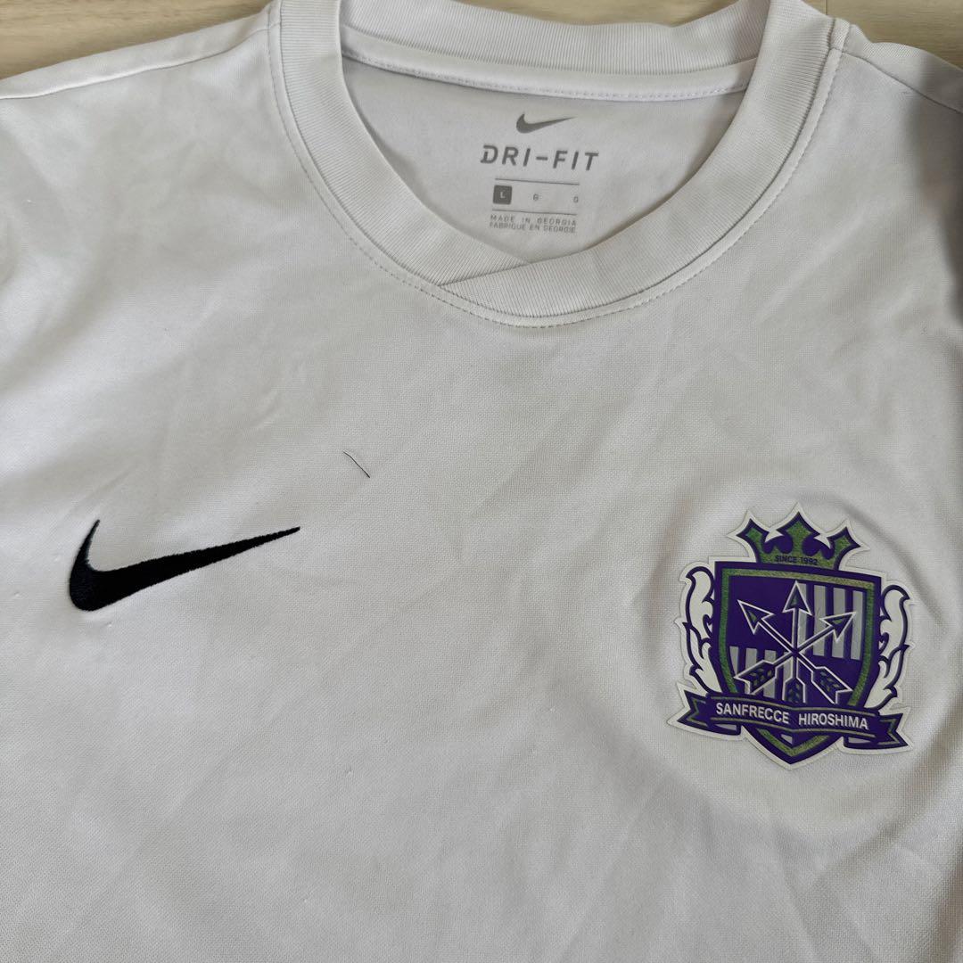 サンフレッチェ広島 トレーニングウェア上下セット（ネイビー＆ホワイト）Lサイズ