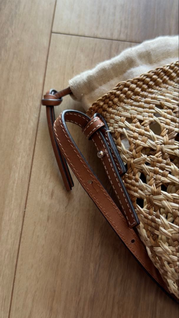 バッグ LOEWE Cylinder Pocket