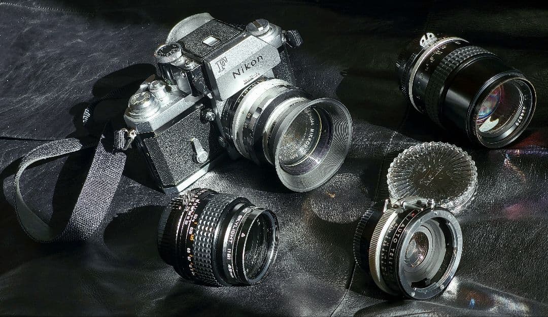 【Nikon】『ニコンF フォトミック＆単焦点レンズ３本＆テレプラス』セット