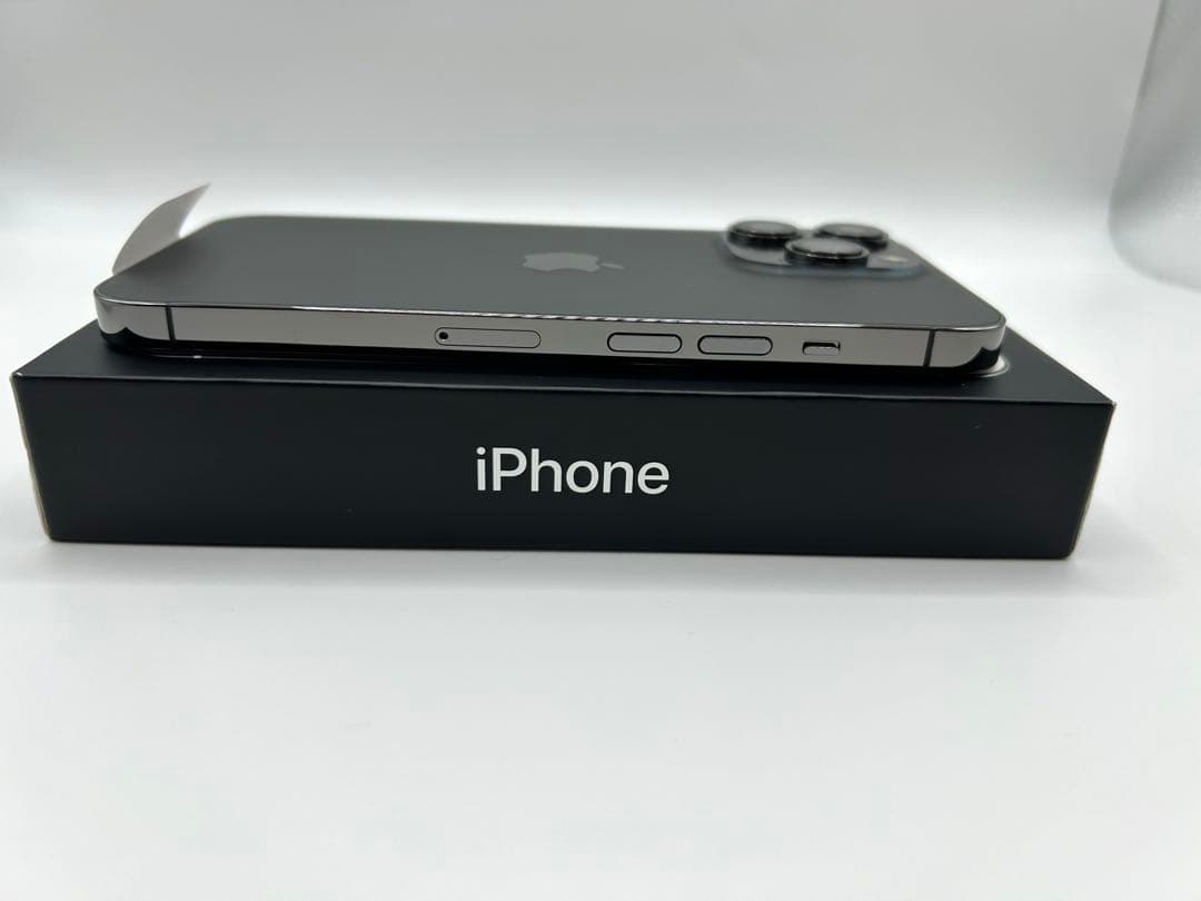【新品未使用】iPhone 13 Pro 256GB グラファイト