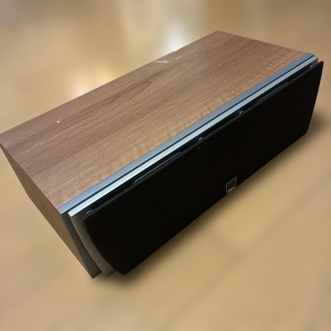 DALI IKON VOKAL 1 センタースピーカー 木目調 モダンデザイン