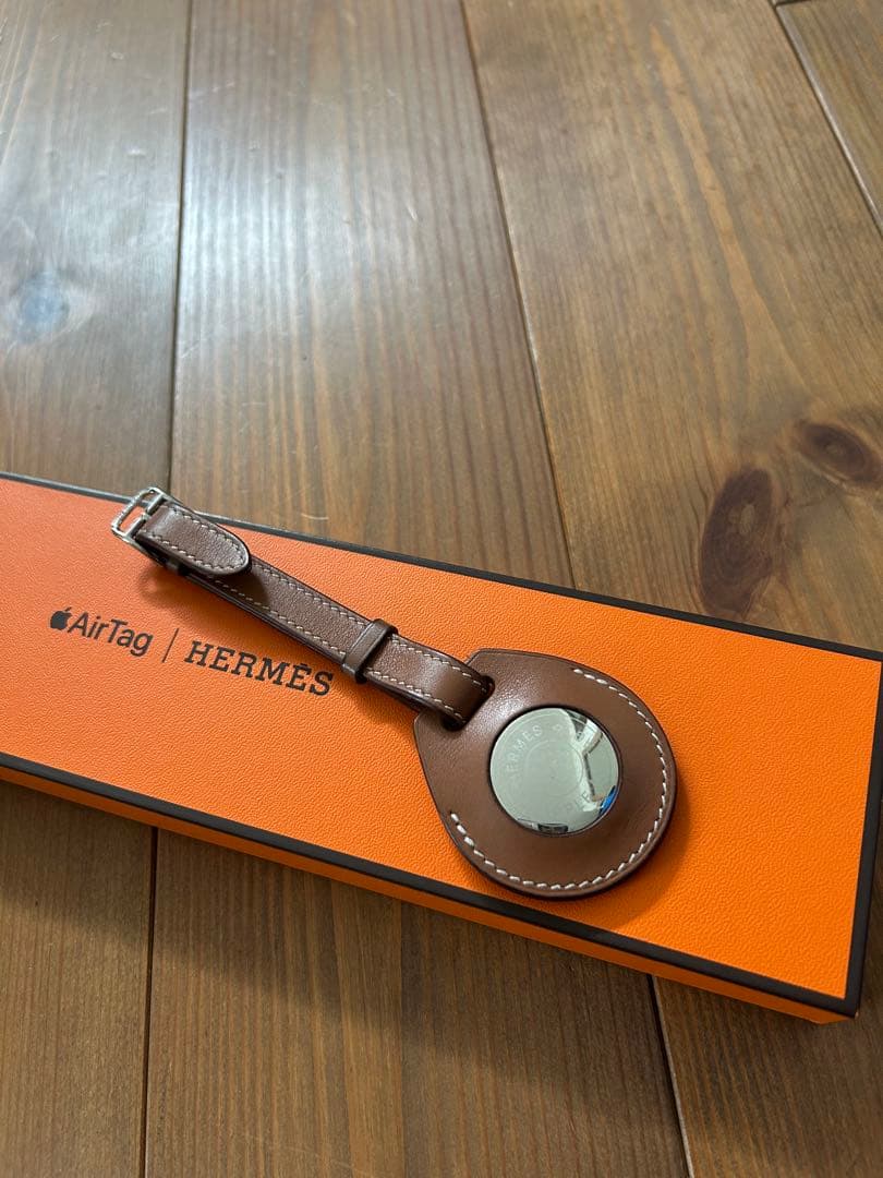 希少AirTag HERMES エアタグ エルメス バッグアクセサリー チャーム