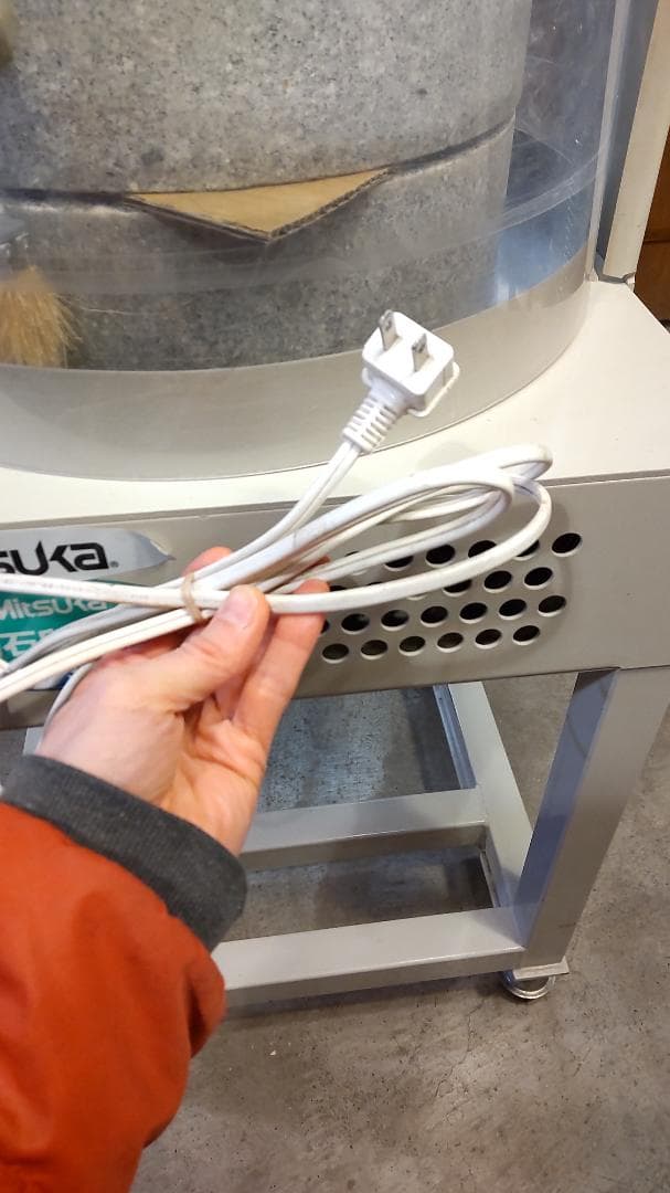 電動石臼製粉機　ミツカ関東　AK-36IS　直前まで使用の実働品！蕎麦・小麦に！