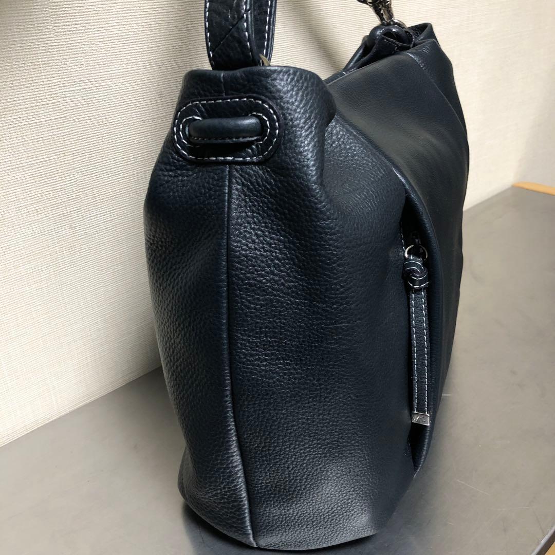 Kitamura キタムラ　横浜本町　本革　牛革　ショルダーバッグ　ハンドバッグ