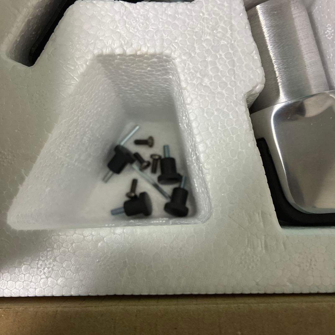 エルゴトロン　モニターアーム