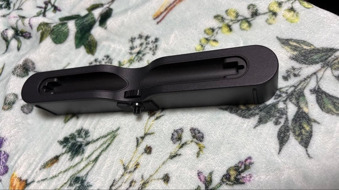 Wacom Cintiq Pro 27 非公式スタンド込