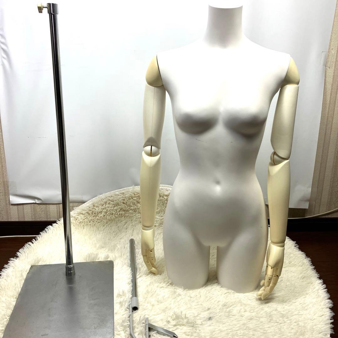 む*み様 関節可動式の腕付き トルソー マネキン ボディ 女性型