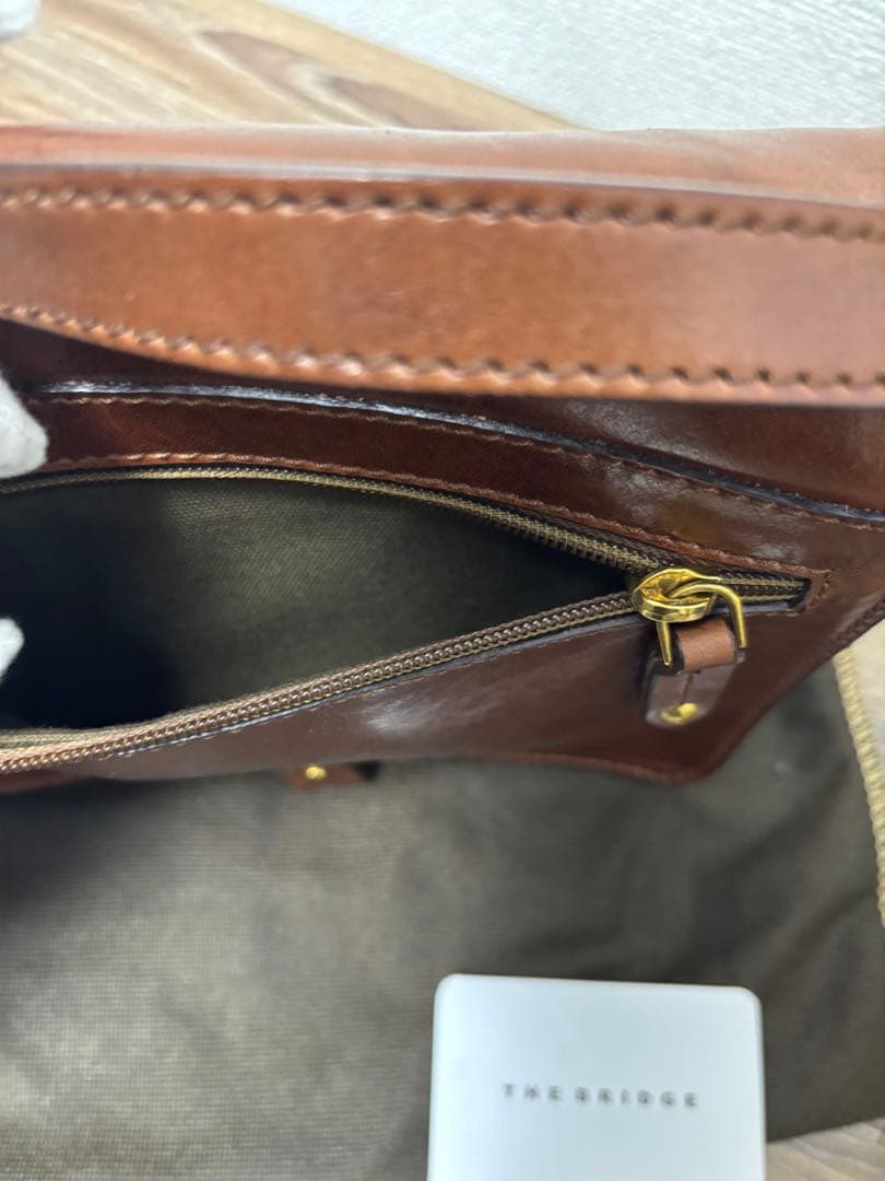 THE BRIDGE　ザ・ブリッジ　ブラウンレザー　ショルダーバック
