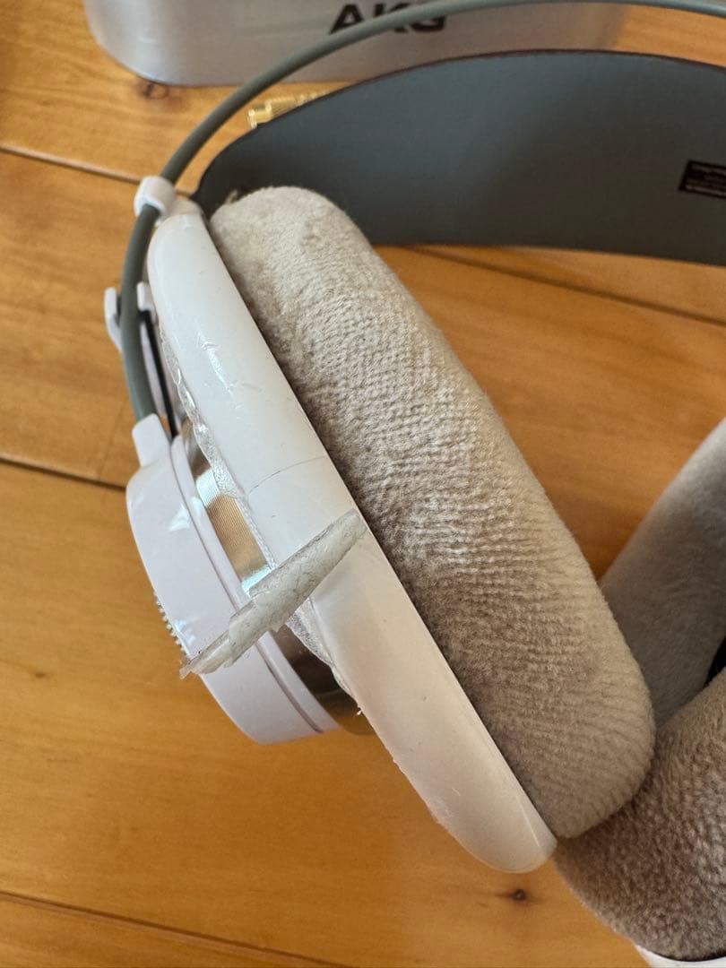 AKG K701-Y3 オープンエアー型プロフェッショナル・ヘッドホン