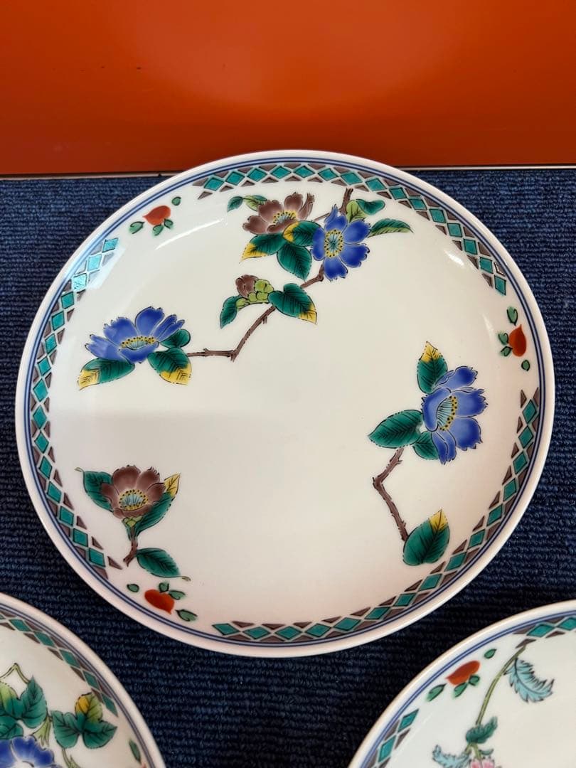 1322 九谷焼　草花文　皿　3客　未使用