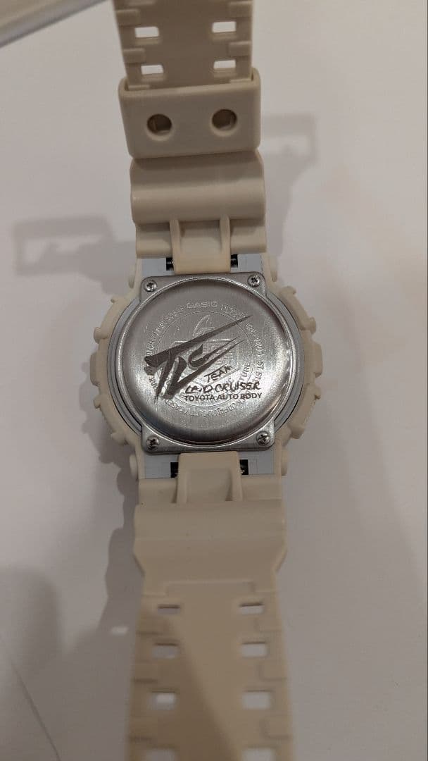 [希少モデル] G-SHOCK GA-120-A ホワイト ランドクルーザー