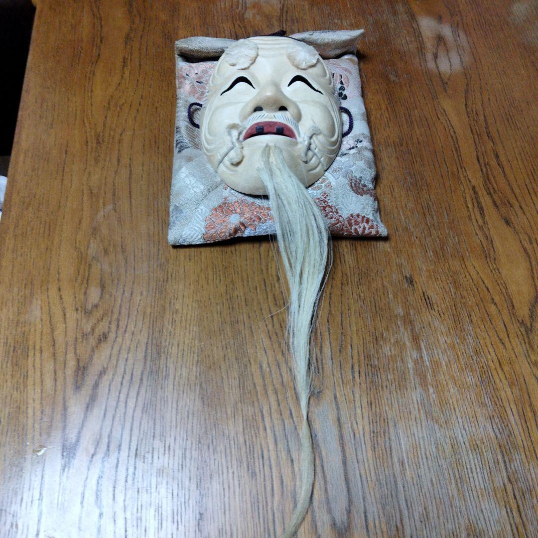 伝統的な能面 木製 翁