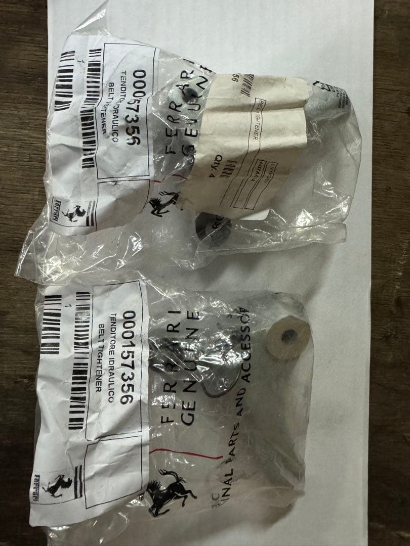 フェラーリ　F355 テンショナーダンパーセット　新品