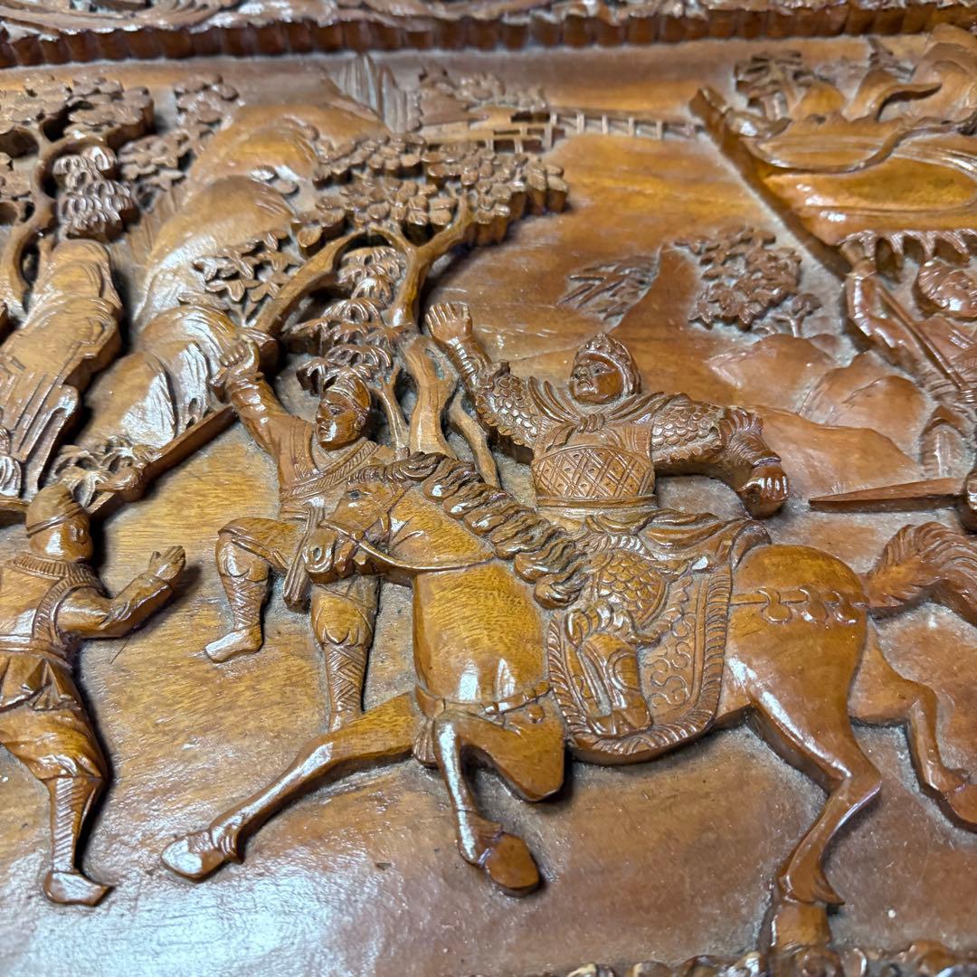 中国美術　アンティーク　木彫り衣装箱　家具　李朝　買取品　ディスプレー