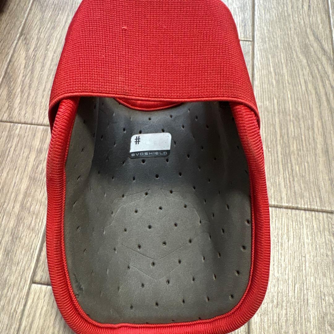 EVOSHIELD エルボーガード フットガード