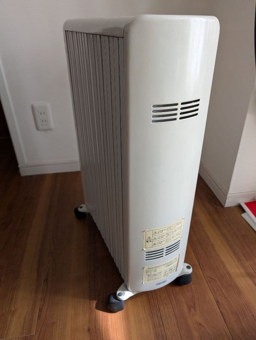 オイルヒーター キャスター付き ホワイト